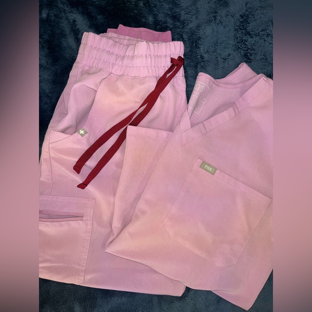 Figs scrub set